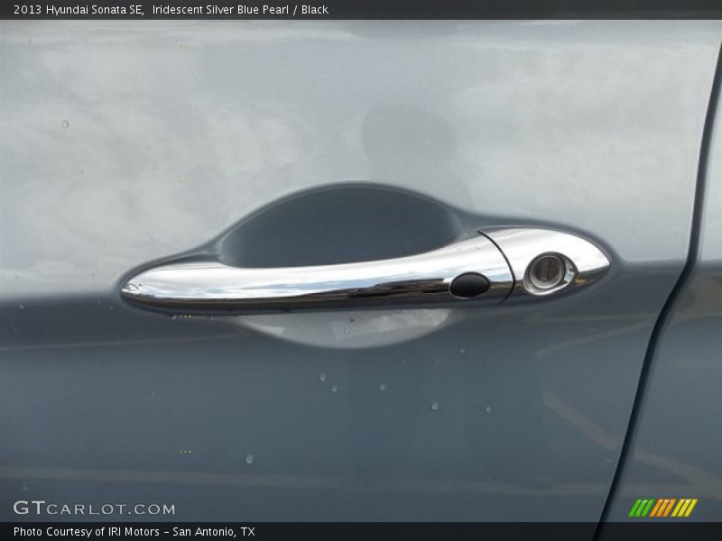 Iridescent Silver Blue Pearl / Black 2013 Hyundai Sonata SE