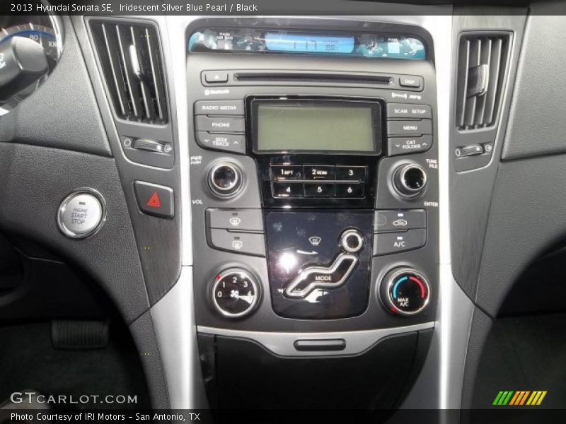 Iridescent Silver Blue Pearl / Black 2013 Hyundai Sonata SE