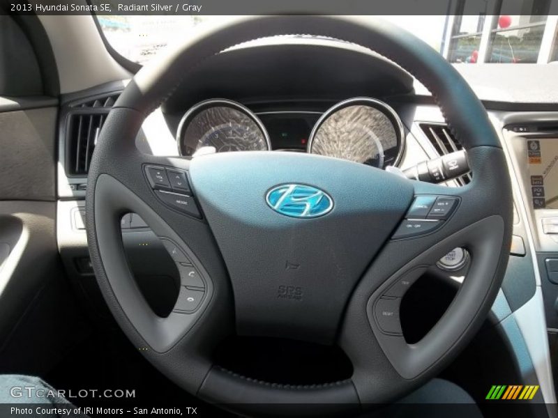 Radiant Silver / Gray 2013 Hyundai Sonata SE