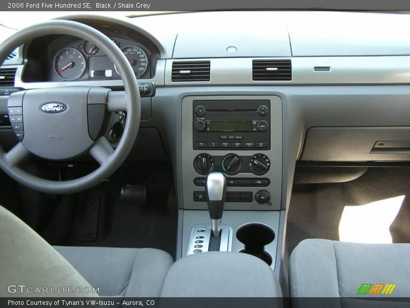 Black / Shale Grey 2006 Ford Five Hundred SE