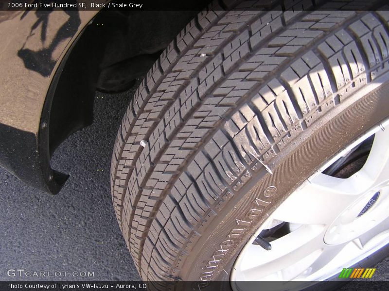 Black / Shale Grey 2006 Ford Five Hundred SE
