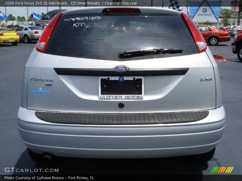 CD Silver Metallic / Charcoal/Charcoal 2006 Ford Focus ZX5 SE Hatchback