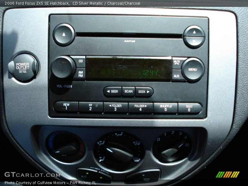 CD Silver Metallic / Charcoal/Charcoal 2006 Ford Focus ZX5 SE Hatchback