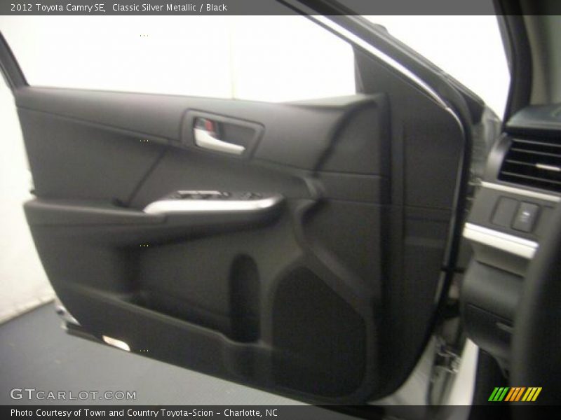Classic Silver Metallic / Black 2012 Toyota Camry SE