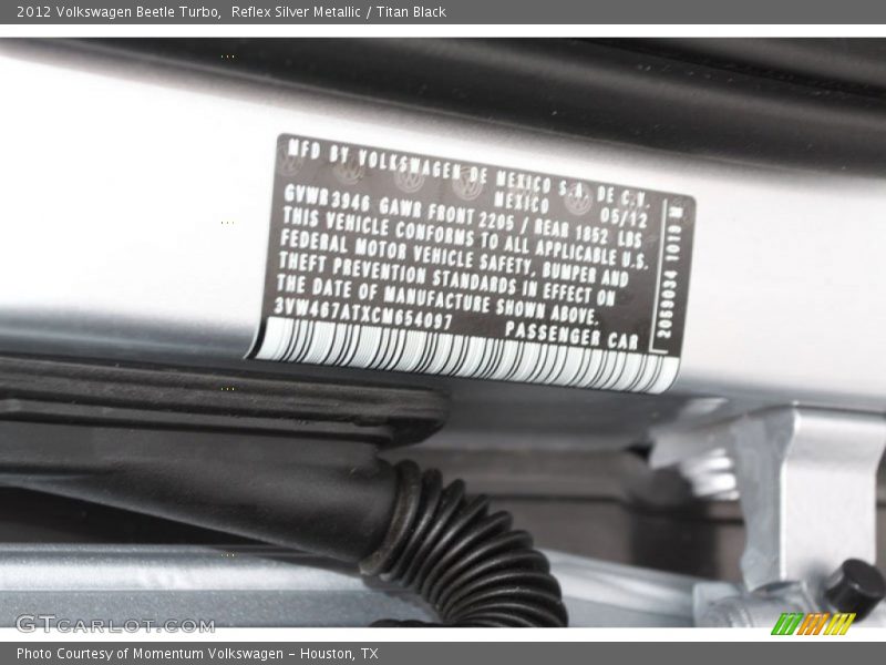 Reflex Silver Metallic / Titan Black 2012 Volkswagen Beetle Turbo