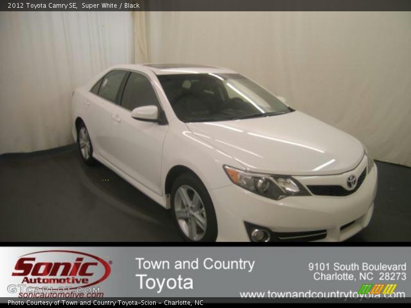 Super White / Black 2012 Toyota Camry SE