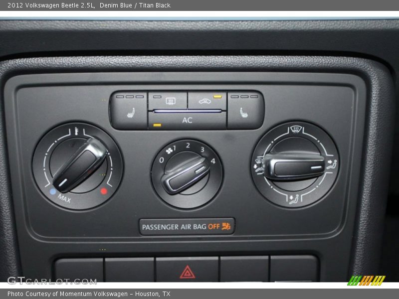 Denim Blue / Titan Black 2012 Volkswagen Beetle 2.5L