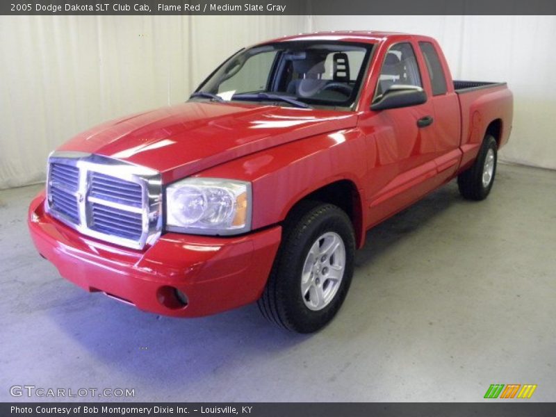 Flame Red / Medium Slate Gray 2005 Dodge Dakota SLT Club Cab