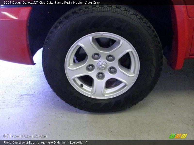Flame Red / Medium Slate Gray 2005 Dodge Dakota SLT Club Cab