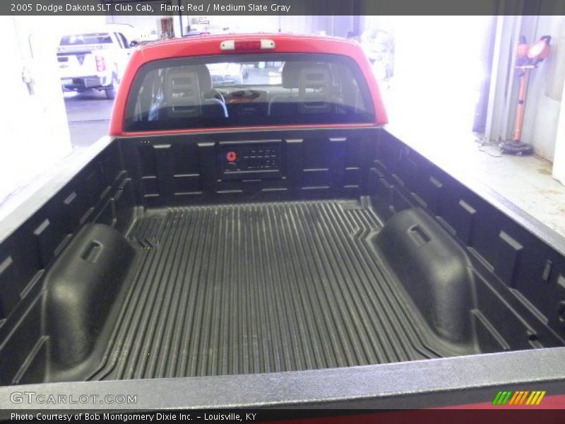 Flame Red / Medium Slate Gray 2005 Dodge Dakota SLT Club Cab