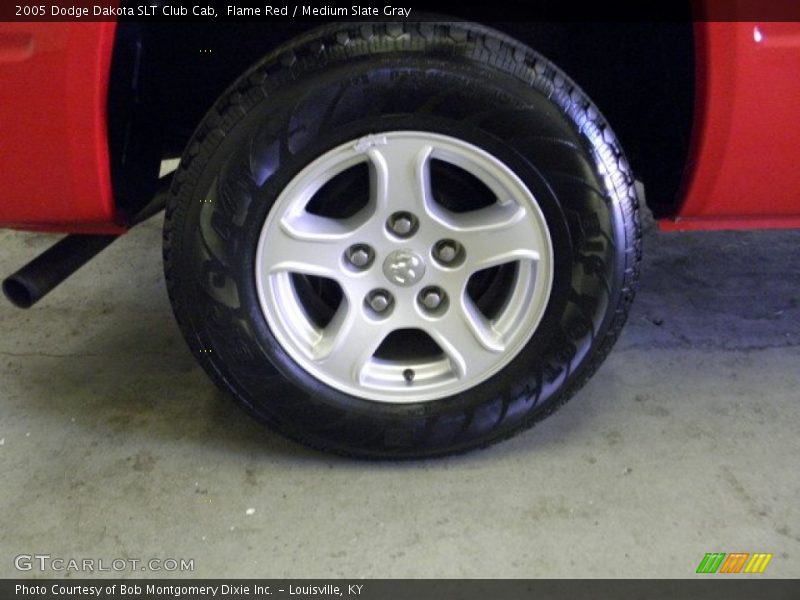 Flame Red / Medium Slate Gray 2005 Dodge Dakota SLT Club Cab