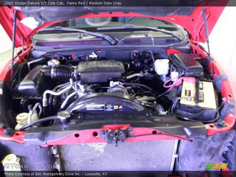Flame Red / Medium Slate Gray 2005 Dodge Dakota SLT Club Cab