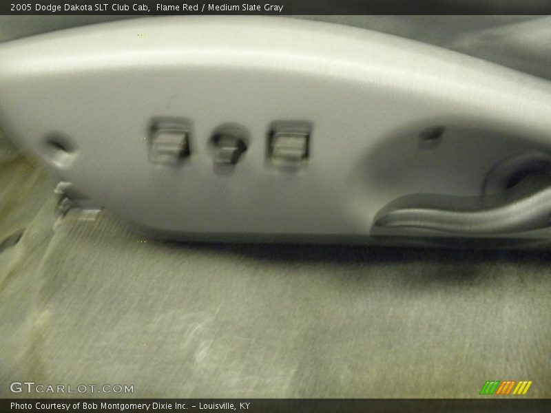 Flame Red / Medium Slate Gray 2005 Dodge Dakota SLT Club Cab