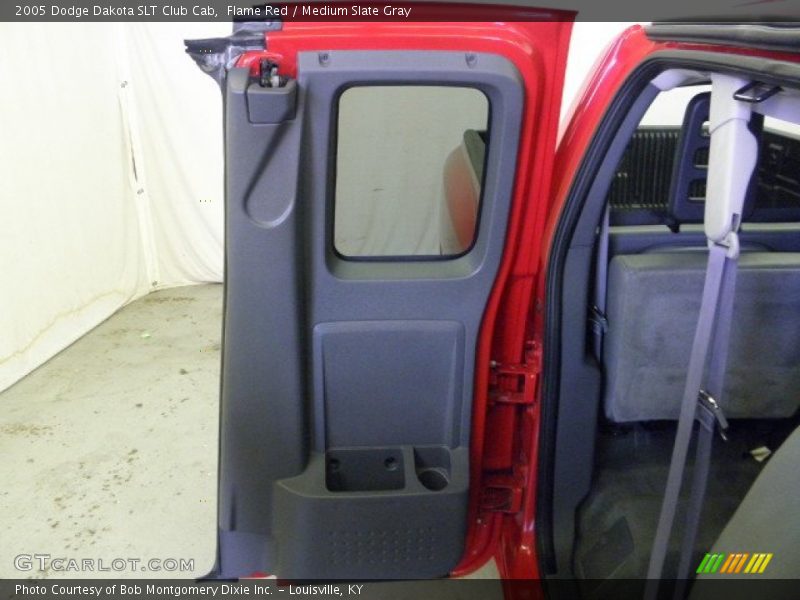 Flame Red / Medium Slate Gray 2005 Dodge Dakota SLT Club Cab