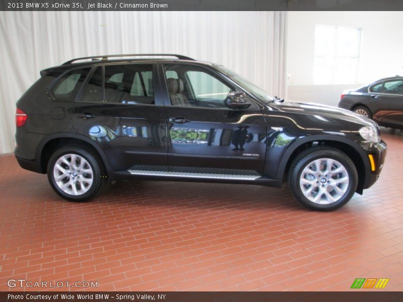 Jet Black / Cinnamon Brown 2013 BMW X5 xDrive 35i