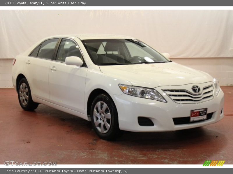 Super White / Ash Gray 2010 Toyota Camry LE