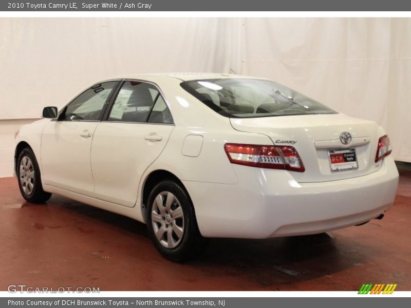 Super White / Ash Gray 2010 Toyota Camry LE