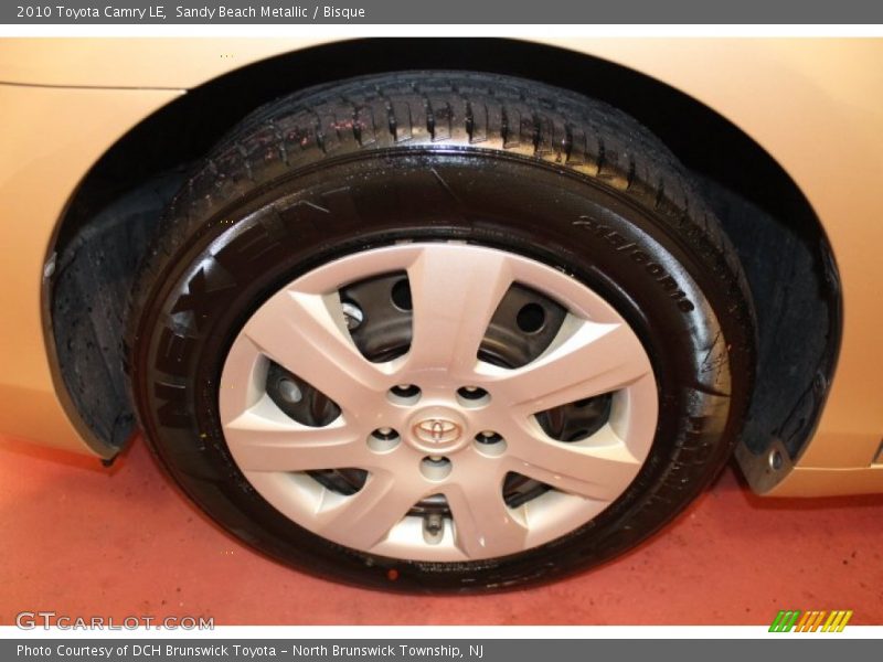 Sandy Beach Metallic / Bisque 2010 Toyota Camry LE