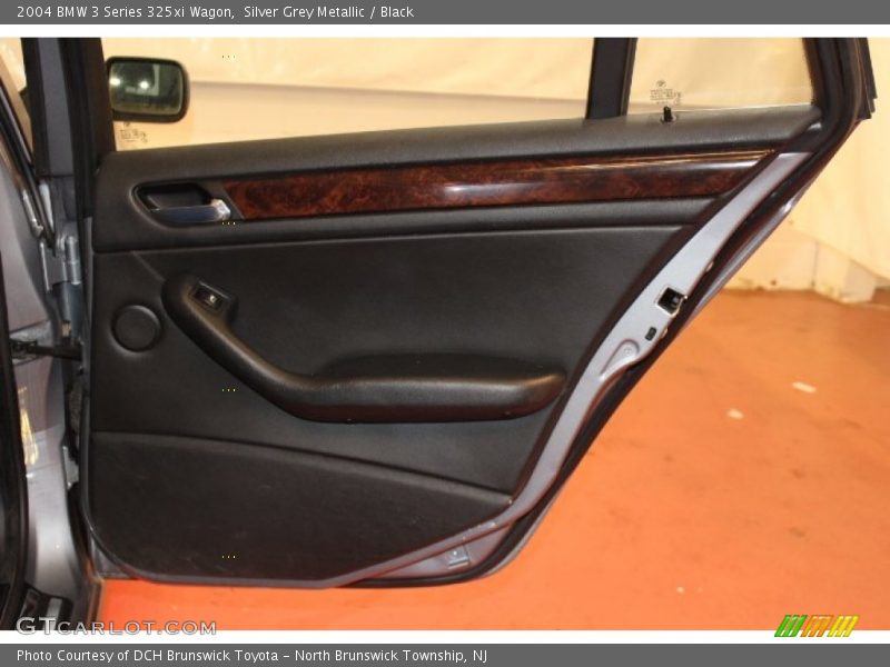 Silver Grey Metallic / Black 2004 BMW 3 Series 325xi Wagon