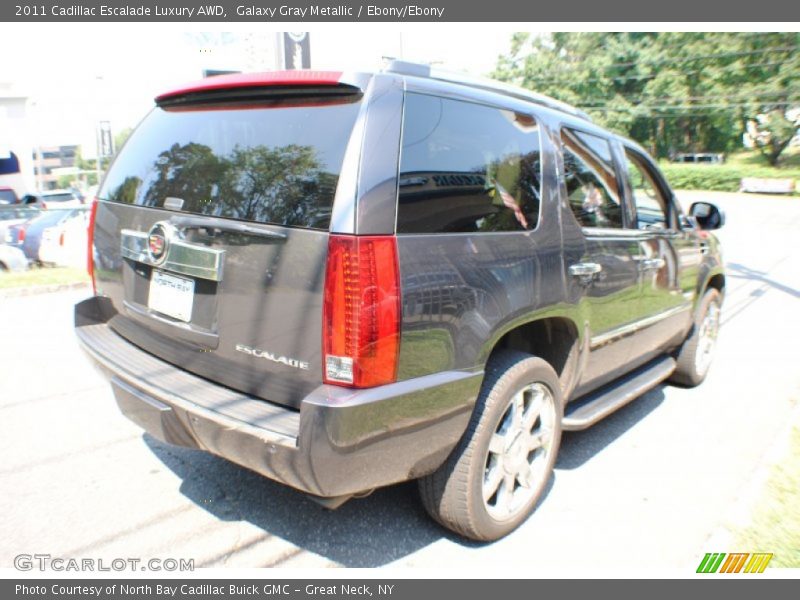 Galaxy Gray Metallic / Ebony/Ebony 2011 Cadillac Escalade Luxury AWD