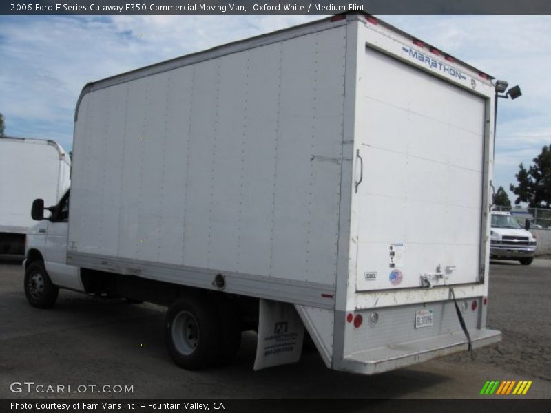 Oxford White / Medium Flint 2006 Ford E Series Cutaway E350 Commercial Moving Van