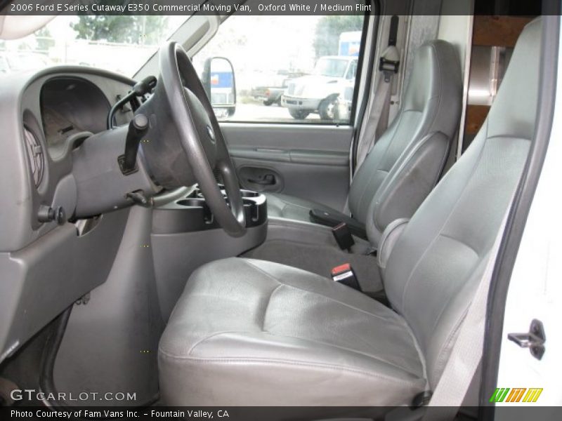 Oxford White / Medium Flint 2006 Ford E Series Cutaway E350 Commercial Moving Van