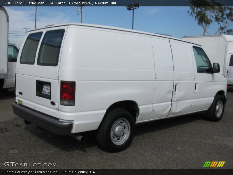 Oxford White / Medium Flint 2005 Ford E Series Van E150 Cargo