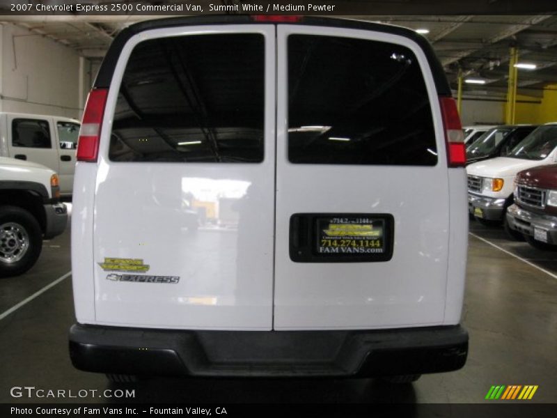 Summit White / Medium Pewter 2007 Chevrolet Express 2500 Commercial Van