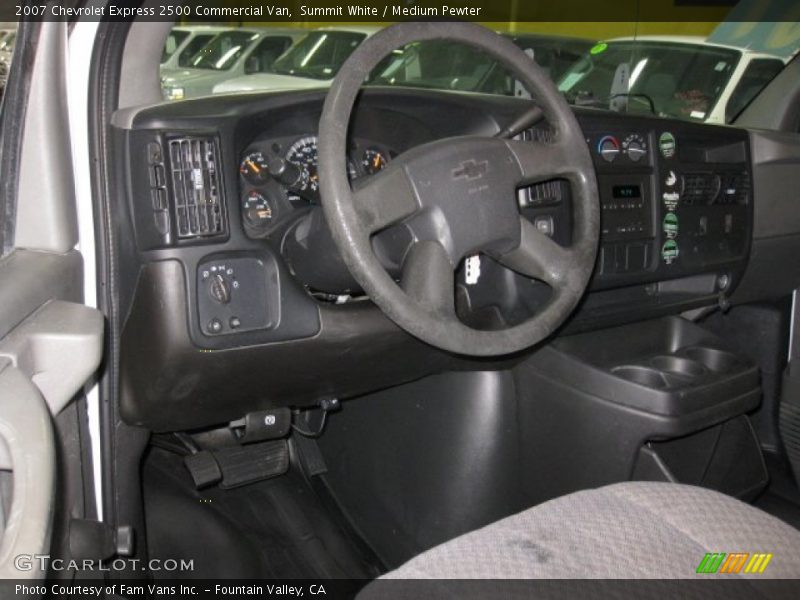 Summit White / Medium Pewter 2007 Chevrolet Express 2500 Commercial Van