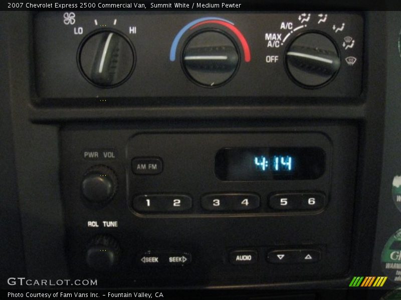 Summit White / Medium Pewter 2007 Chevrolet Express 2500 Commercial Van