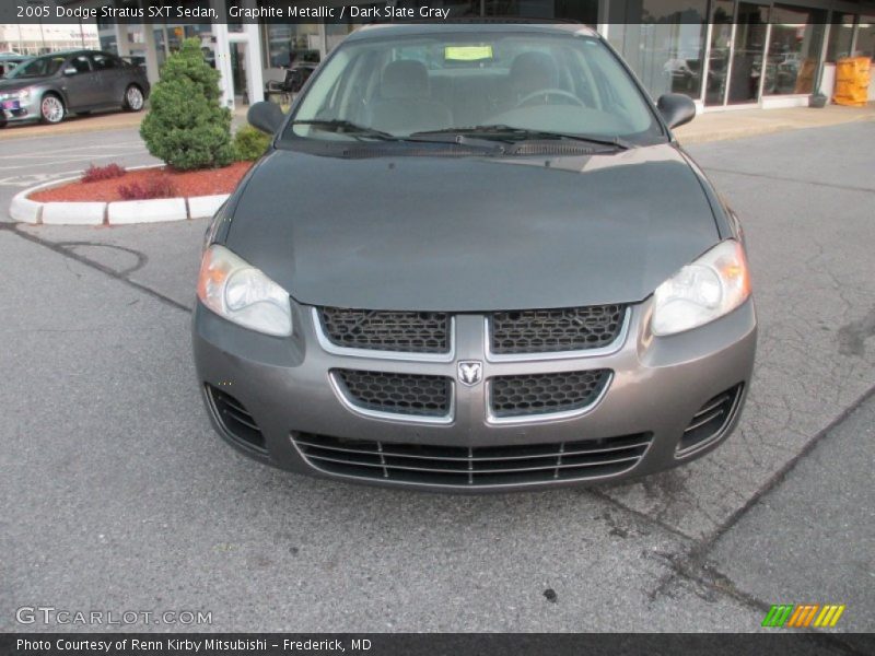 Graphite Metallic / Dark Slate Gray 2005 Dodge Stratus SXT Sedan