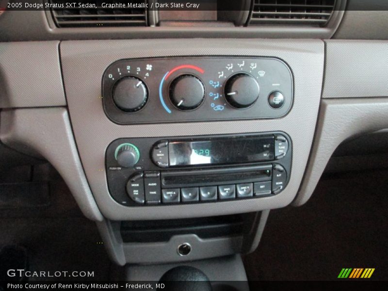 Graphite Metallic / Dark Slate Gray 2005 Dodge Stratus SXT Sedan