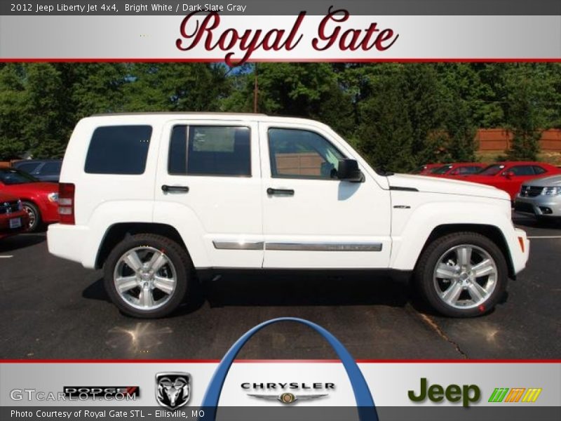 Bright White / Dark Slate Gray 2012 Jeep Liberty Jet 4x4