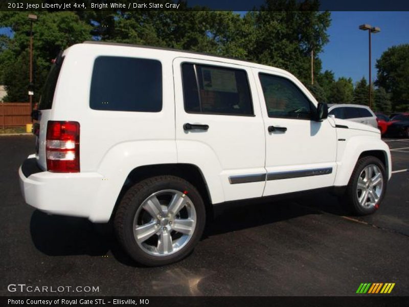 Bright White / Dark Slate Gray 2012 Jeep Liberty Jet 4x4