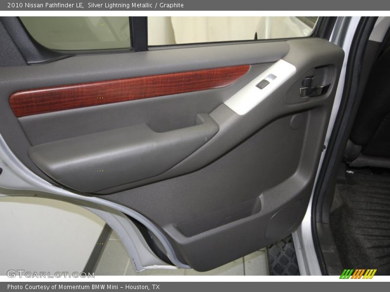Silver Lightning Metallic / Graphite 2010 Nissan Pathfinder LE