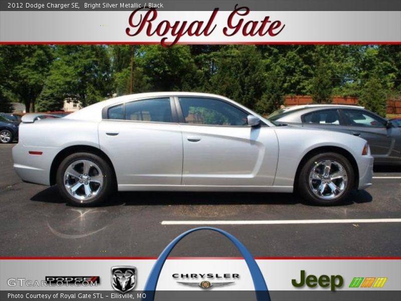 Bright Silver Metallic / Black 2012 Dodge Charger SE