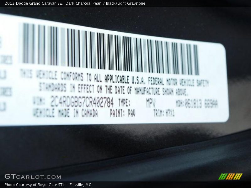 Dark Charcoal Pearl / Black/Light Graystone 2012 Dodge Grand Caravan SE