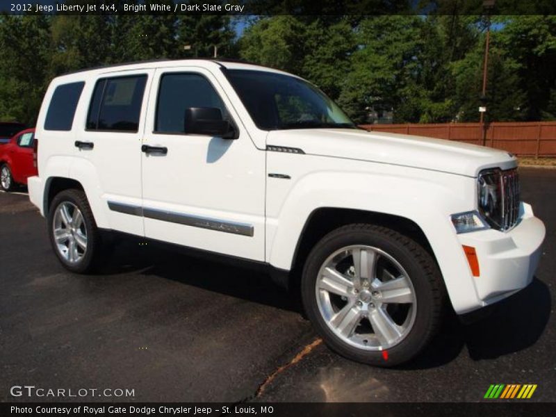 Bright White / Dark Slate Gray 2012 Jeep Liberty Jet 4x4