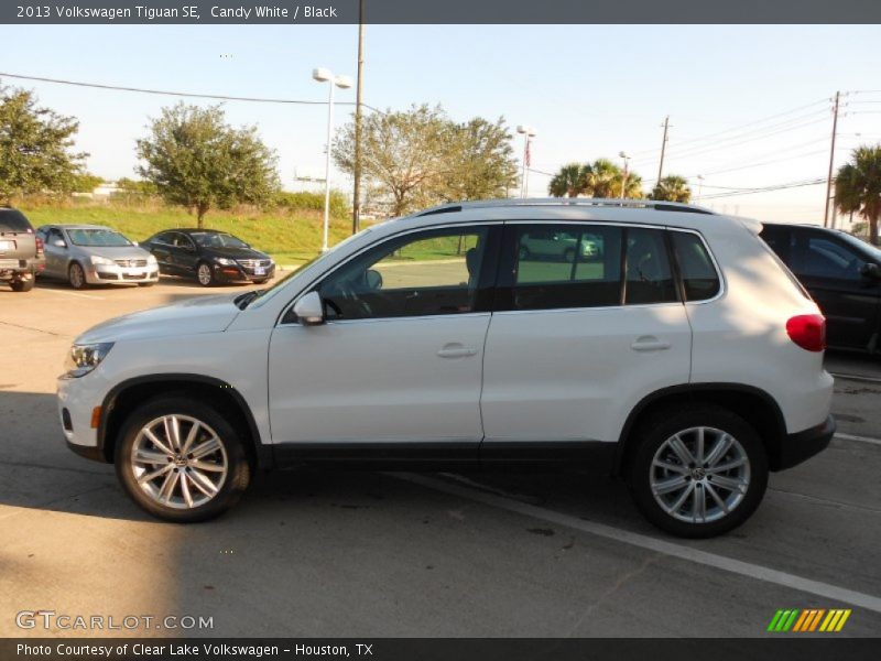 Candy White / Black 2013 Volkswagen Tiguan SE