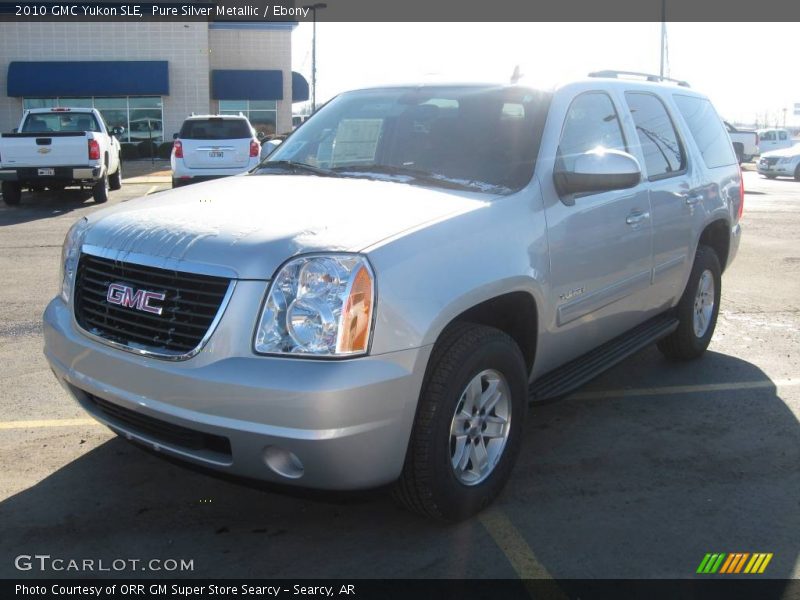 Pure Silver Metallic / Ebony 2010 GMC Yukon SLE