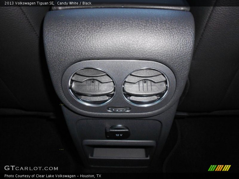 Candy White / Black 2013 Volkswagen Tiguan SE