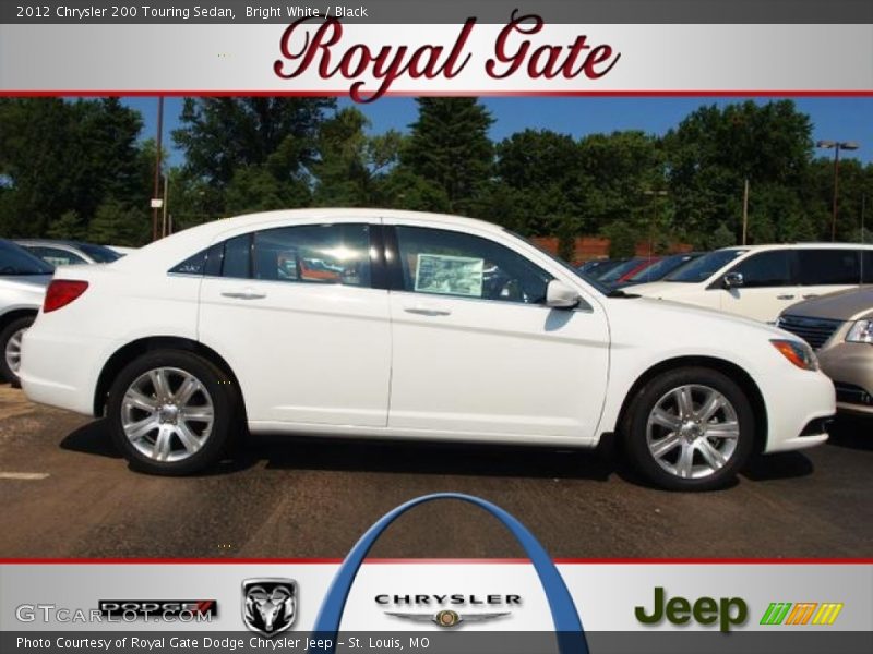 Bright White / Black 2012 Chrysler 200 Touring Sedan
