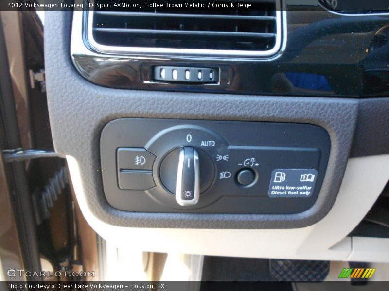 Toffee Brown Metallic / Cornsilk Beige 2012 Volkswagen Touareg TDI Sport 4XMotion