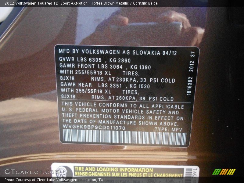 Toffee Brown Metallic / Cornsilk Beige 2012 Volkswagen Touareg TDI Sport 4XMotion