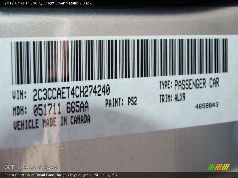 Bright Silver Metallic / Black 2012 Chrysler 300 C