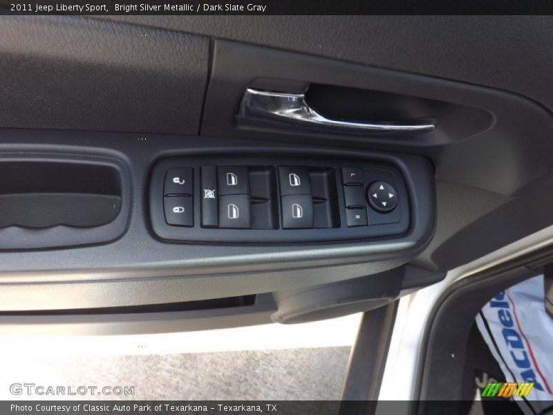 Bright Silver Metallic / Dark Slate Gray 2011 Jeep Liberty Sport