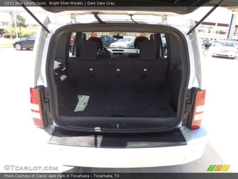 Bright Silver Metallic / Dark Slate Gray 2011 Jeep Liberty Sport