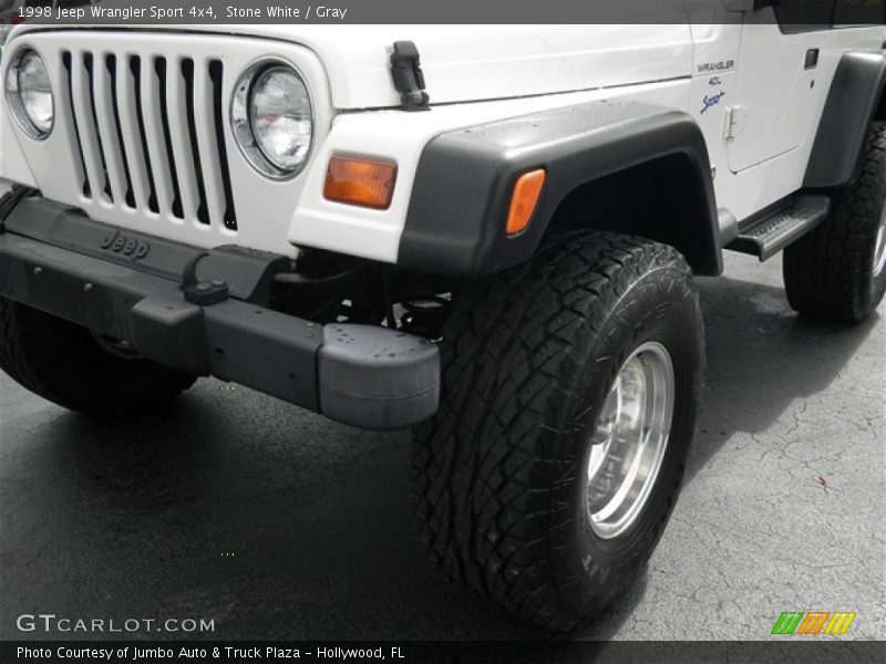 Stone White / Gray 1998 Jeep Wrangler Sport 4x4