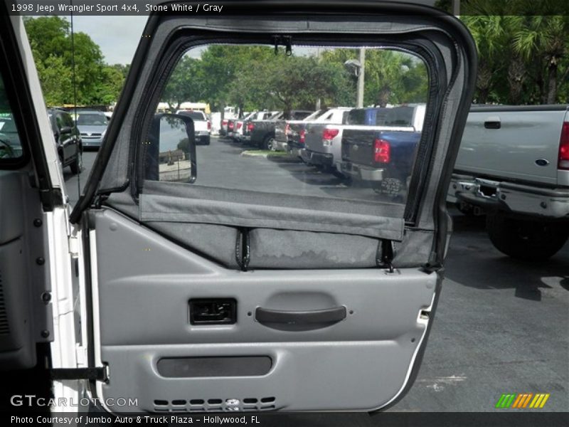 Stone White / Gray 1998 Jeep Wrangler Sport 4x4