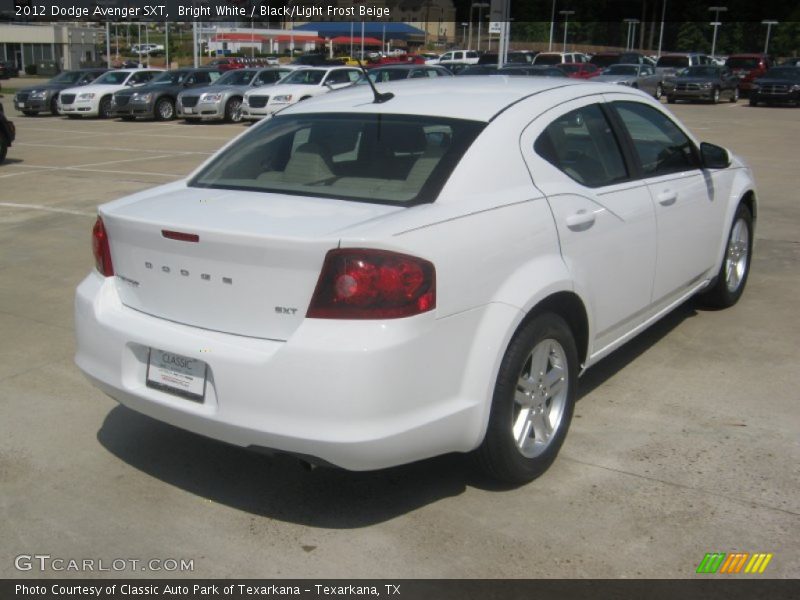 Bright White / Black/Light Frost Beige 2012 Dodge Avenger SXT